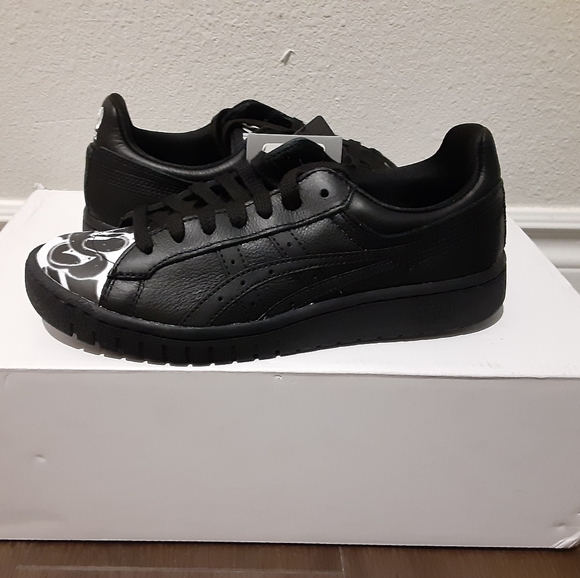 Asics - Picture 2 of 4